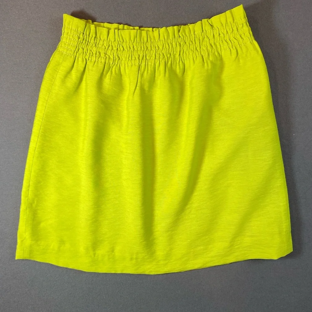 NWT J Crew neon green skirt elastic waist pull on paper bag Fully Lined size‎ 0